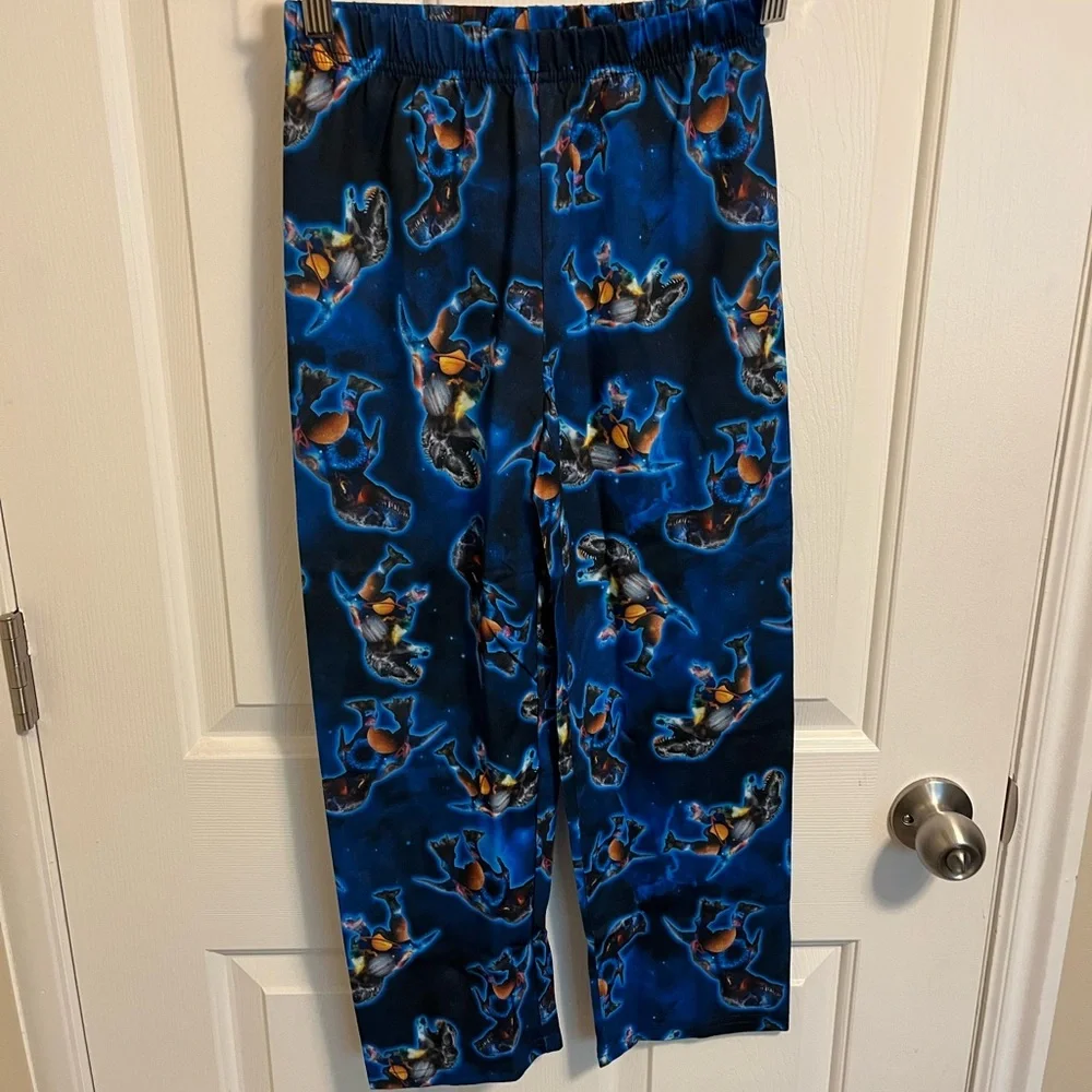 💛 NWT Boys Space Dino Pajama Set - Black and Blue